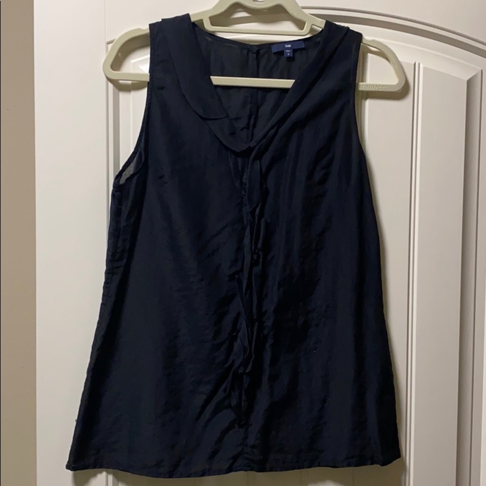 GAP black sheer tank